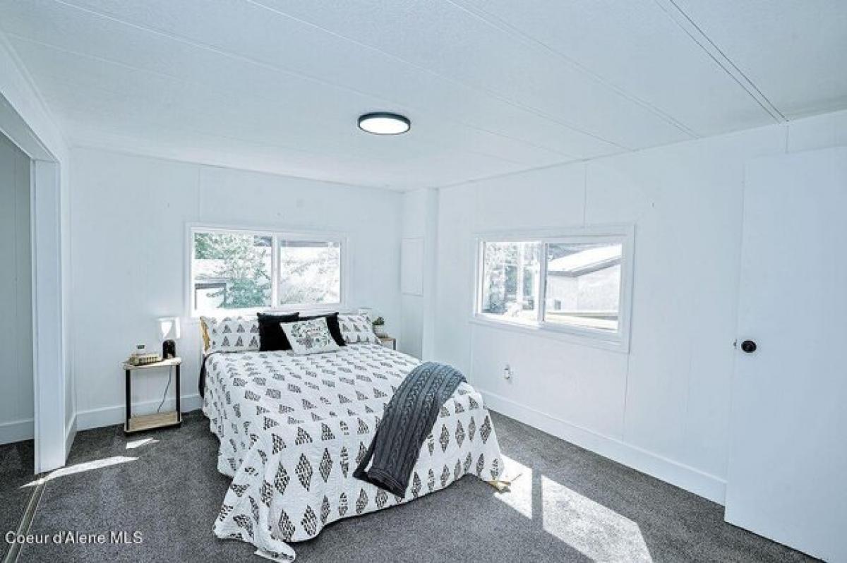 Picture of Home For Sale in Post Falls, Idaho, United States