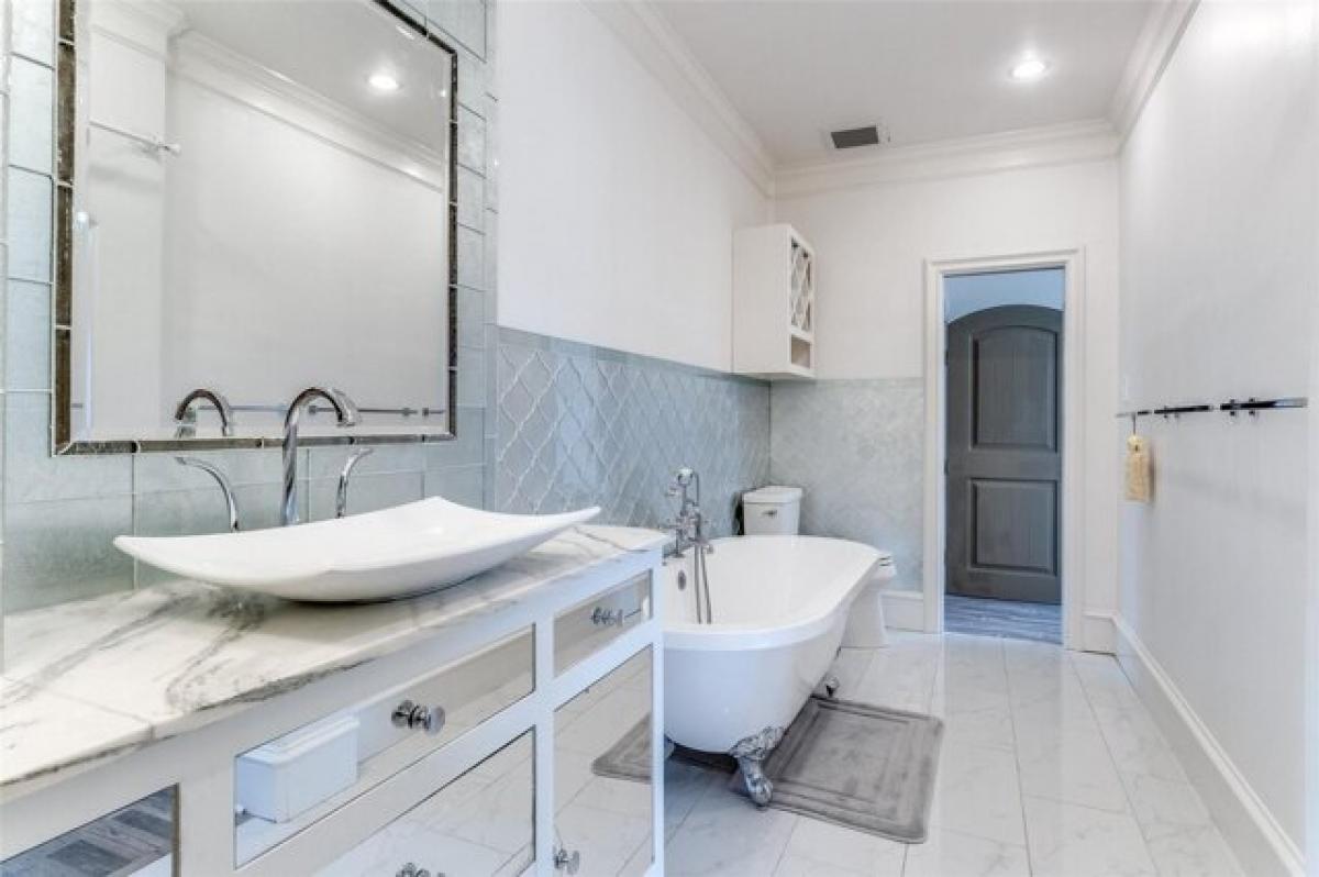 Picture of Home For Sale in Rockwall, Texas, United States