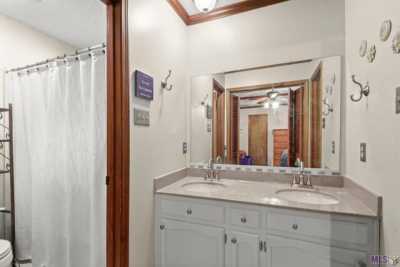 Home For Sale in Baton Rouge, Louisiana