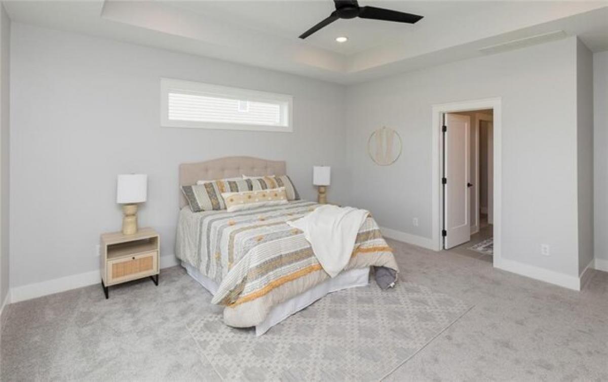 Picture of Home For Sale in Waukee, Iowa, United States