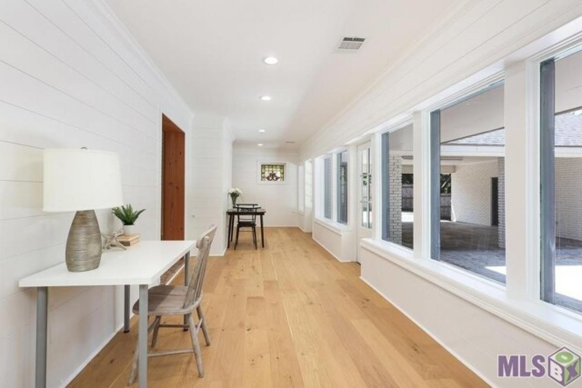 Picture of Home For Sale in Lafayette, Louisiana, United States