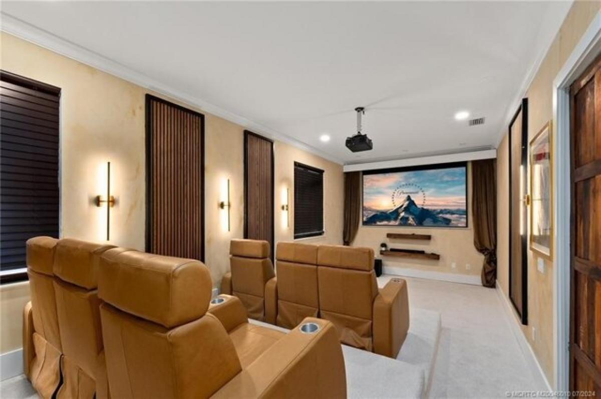 Picture of Home For Sale in Palm City, Florida, United States