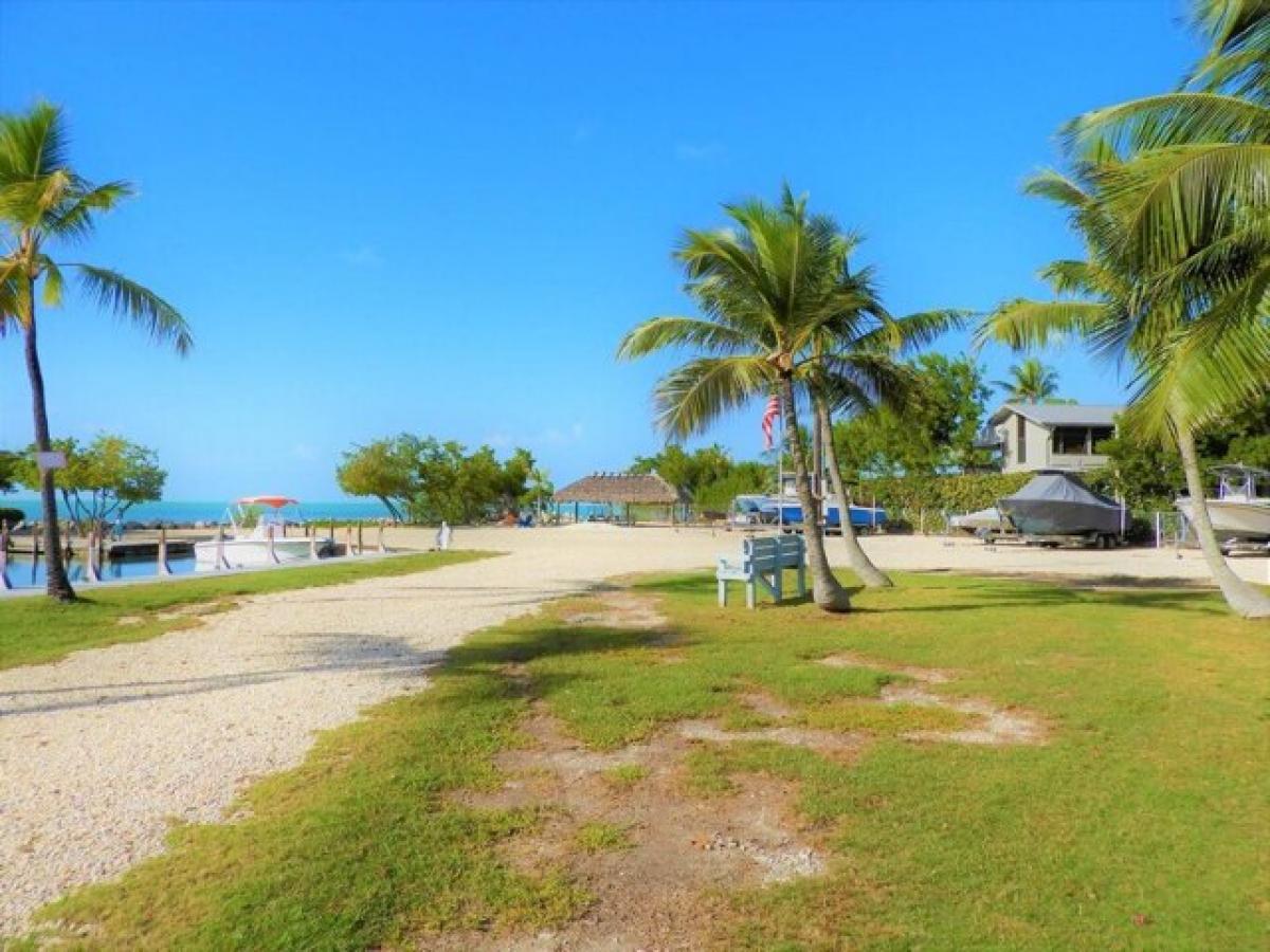 Picture of Residential Land For Sale in Key Largo, Florida, United States