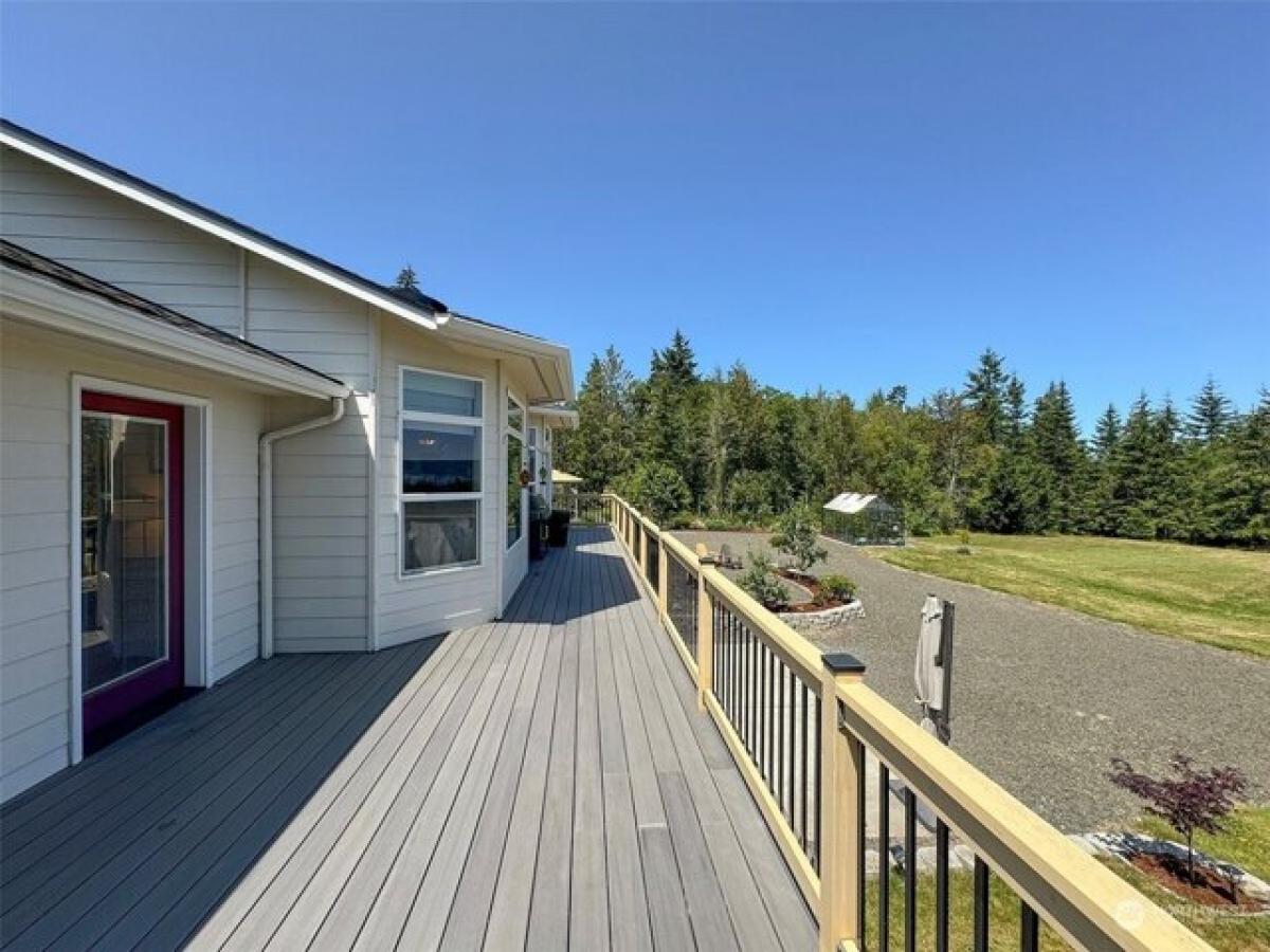 Picture of Home For Sale in Sequim, Washington, United States