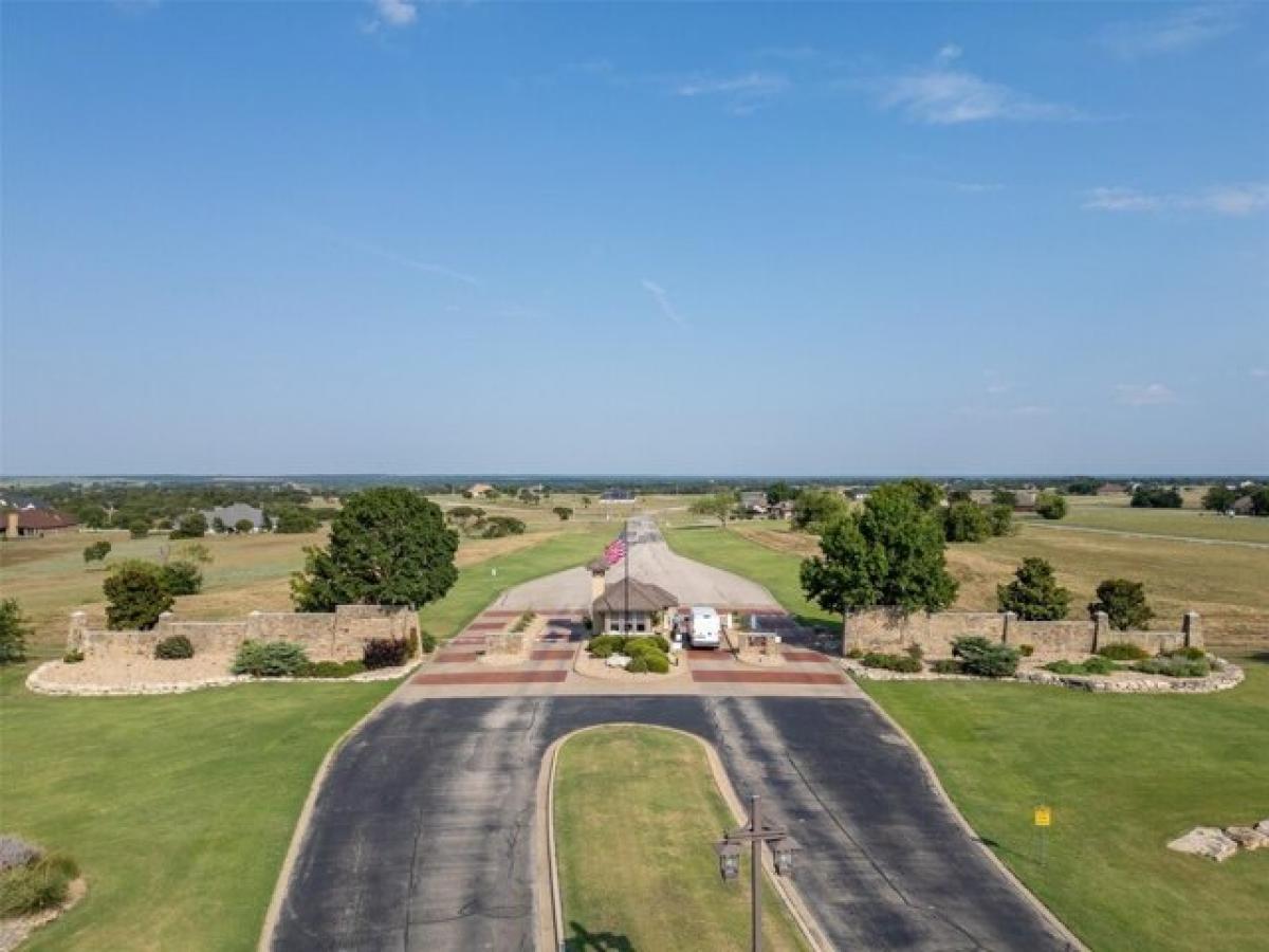 Picture of Residential Land For Sale in Cleburne, Texas, United States