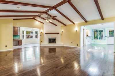 Home For Sale in Pensacola, Florida