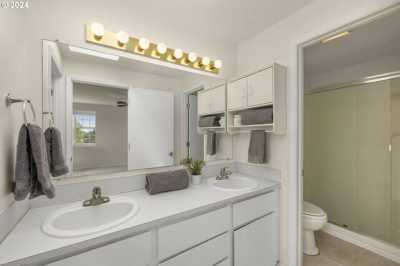 Home For Sale in Portland, Oregon