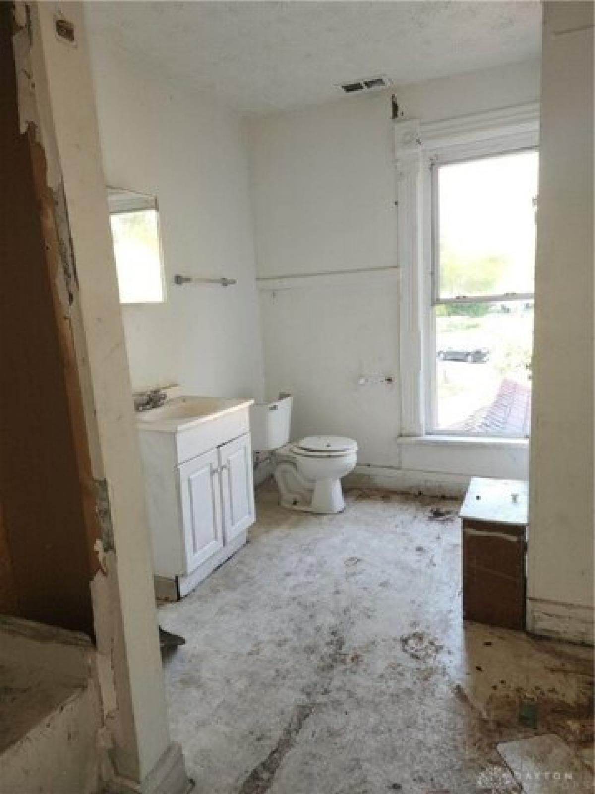 Picture of Home For Sale in Dayton, Ohio, United States