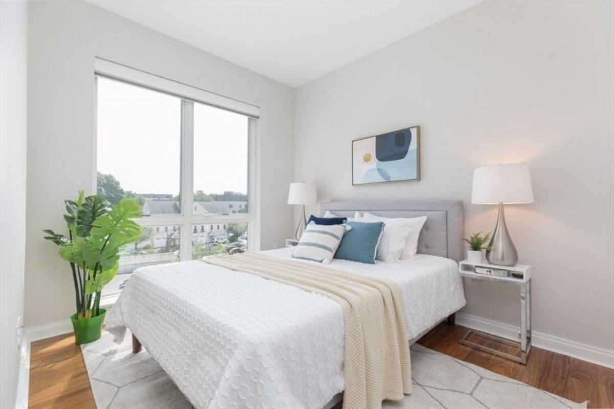 Picture of Home For Sale in Boston, Massachusetts, United States