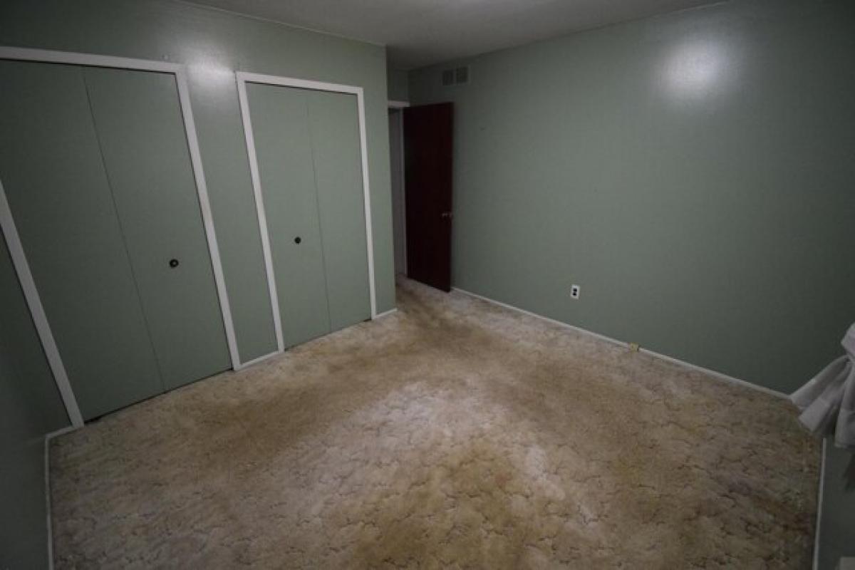 Picture of Home For Sale in Brownstown, Michigan, United States