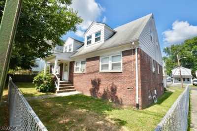 Apartment For Rent in 