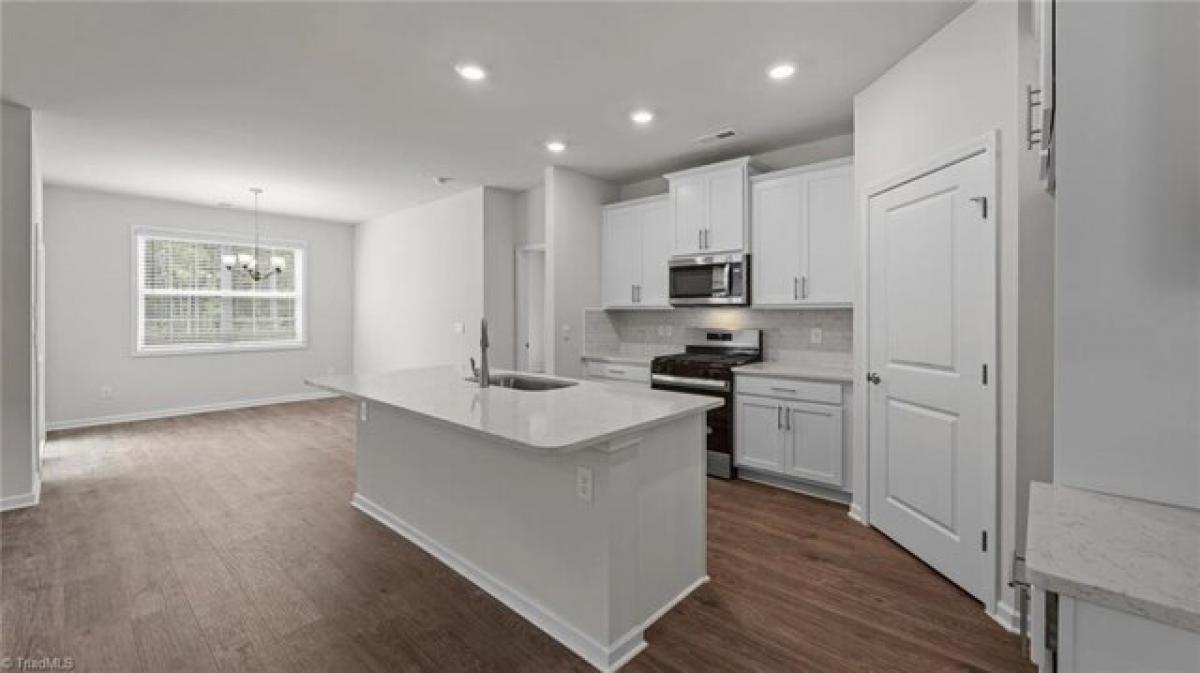 Picture of Home For Sale in Graham, North Carolina, United States