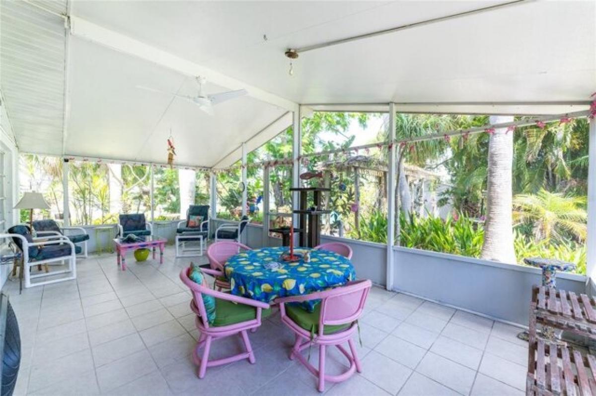 Picture of Home For Sale in Englewood, Florida, United States