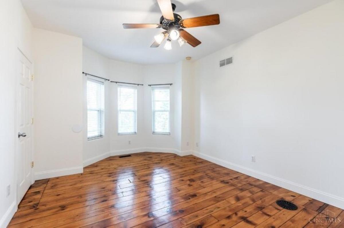 Picture of Home For Sale in Cincinnati, Ohio, United States