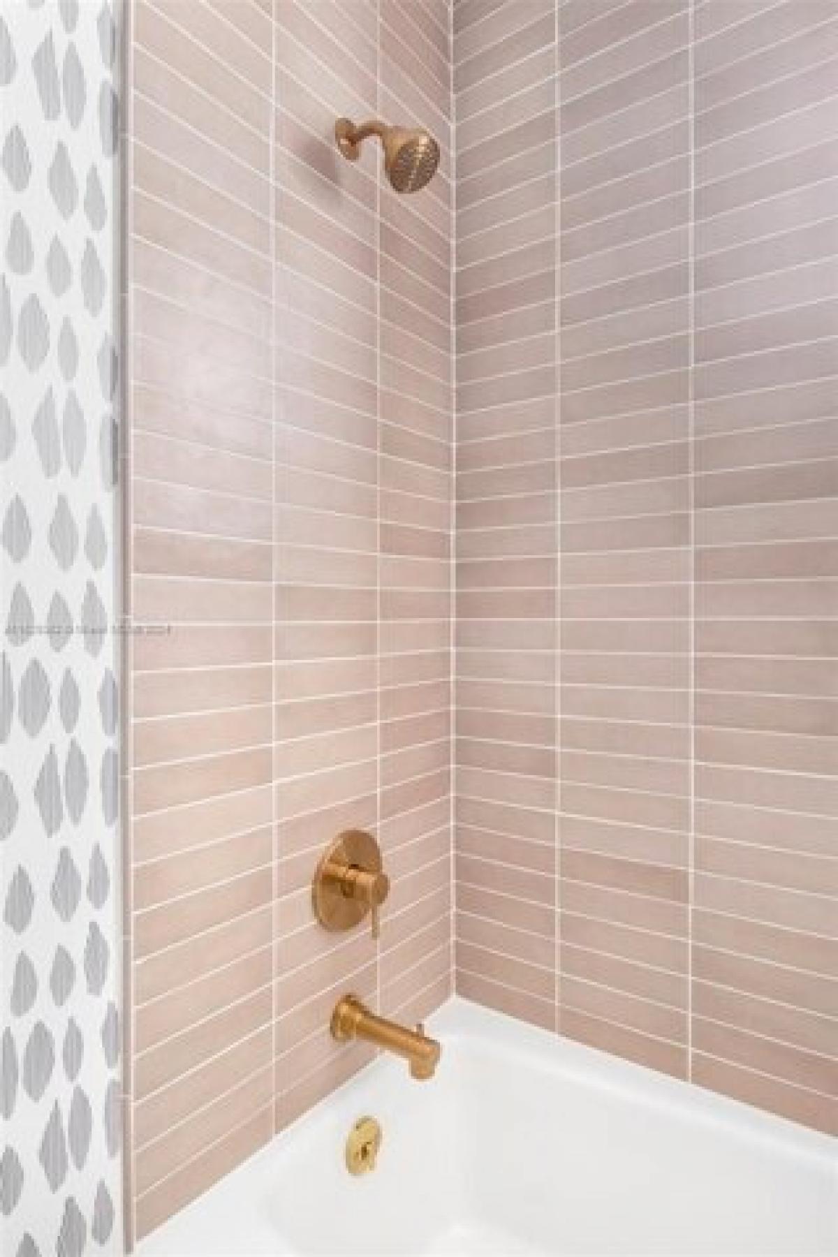 Picture of Home For Sale in Coral Gables, Florida, United States