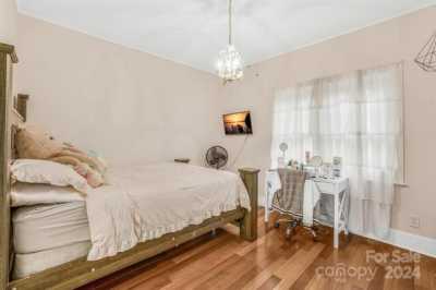 Home For Sale in Matthews, North Carolina