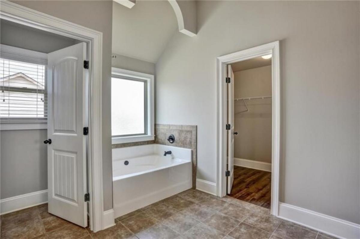 Picture of Home For Sale in Grayson, Georgia, United States