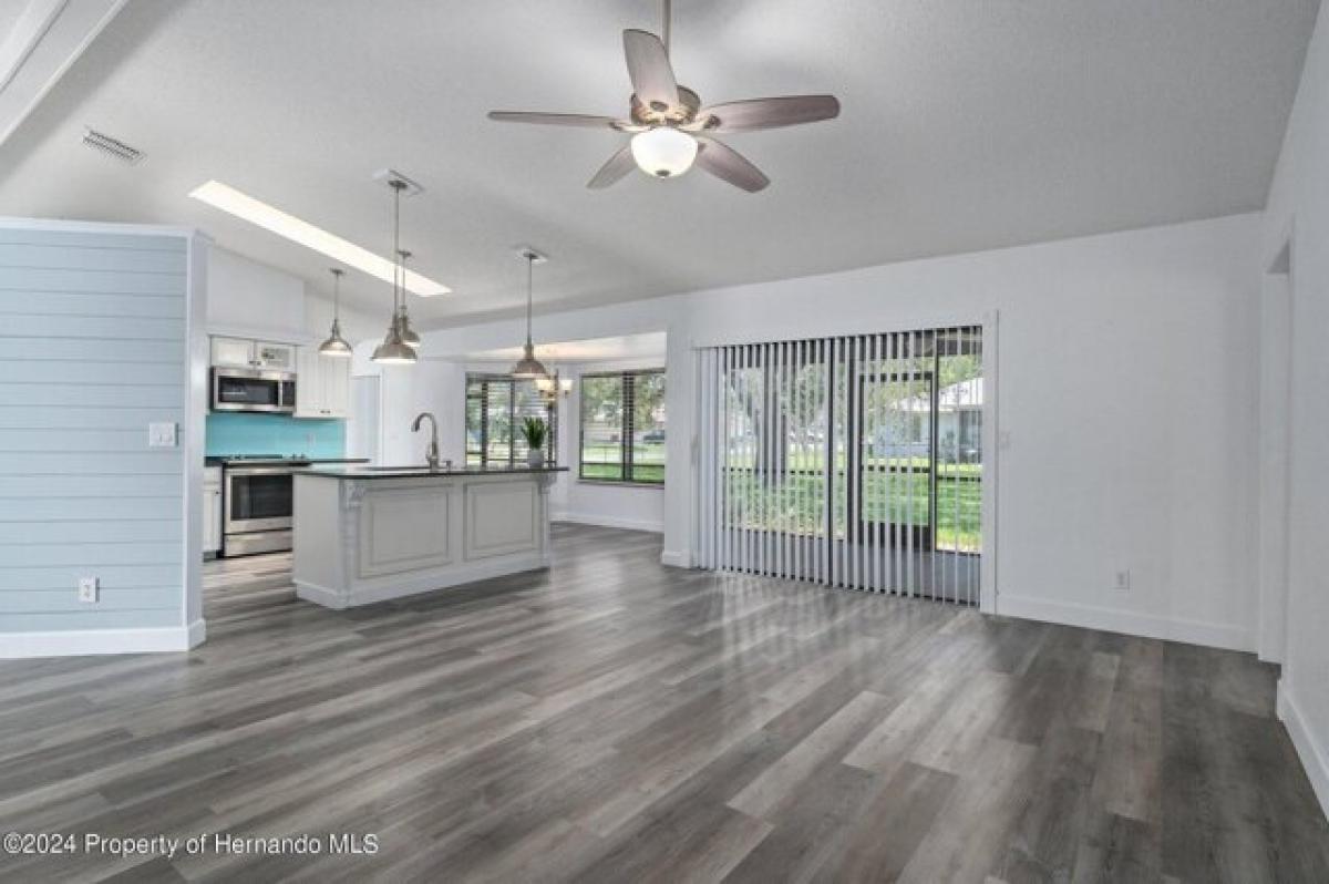 Picture of Home For Sale in Spring Hill, Florida, United States