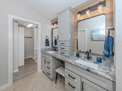 Home For Sale in Venice, Florida