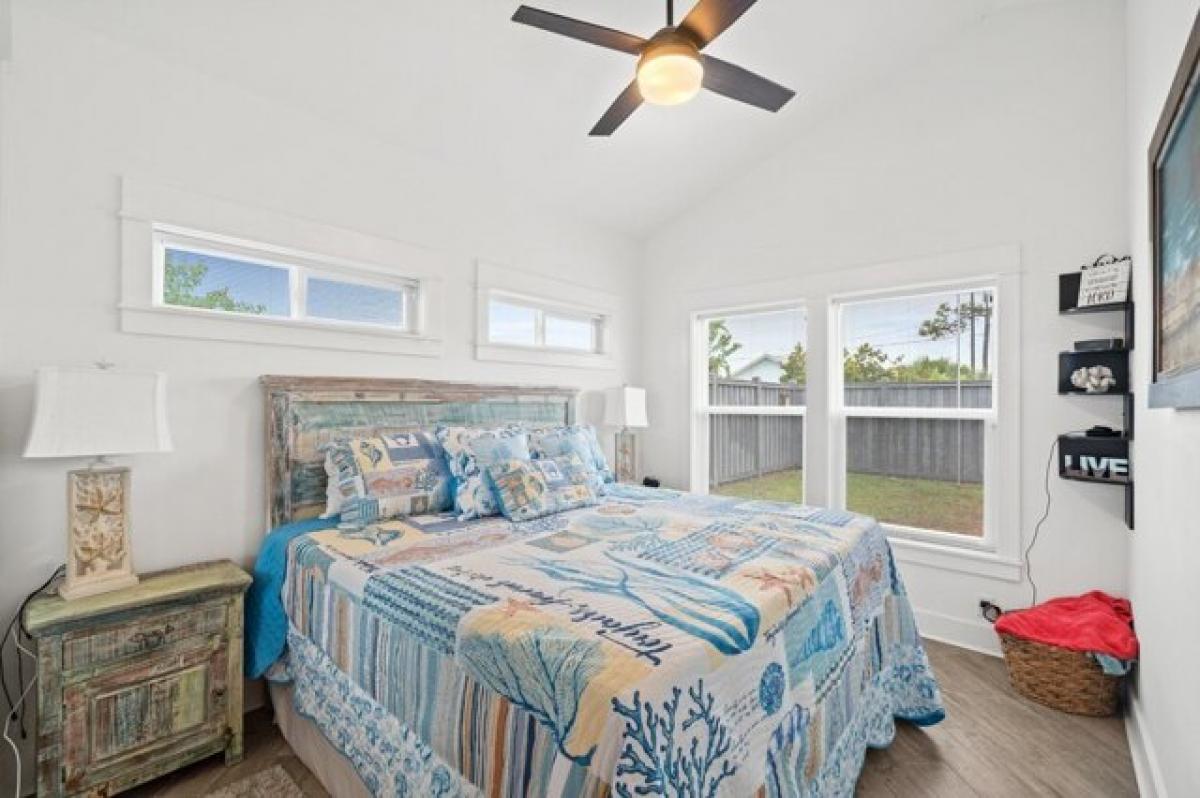 Picture of Home For Sale in Port Saint Joe, Florida, United States