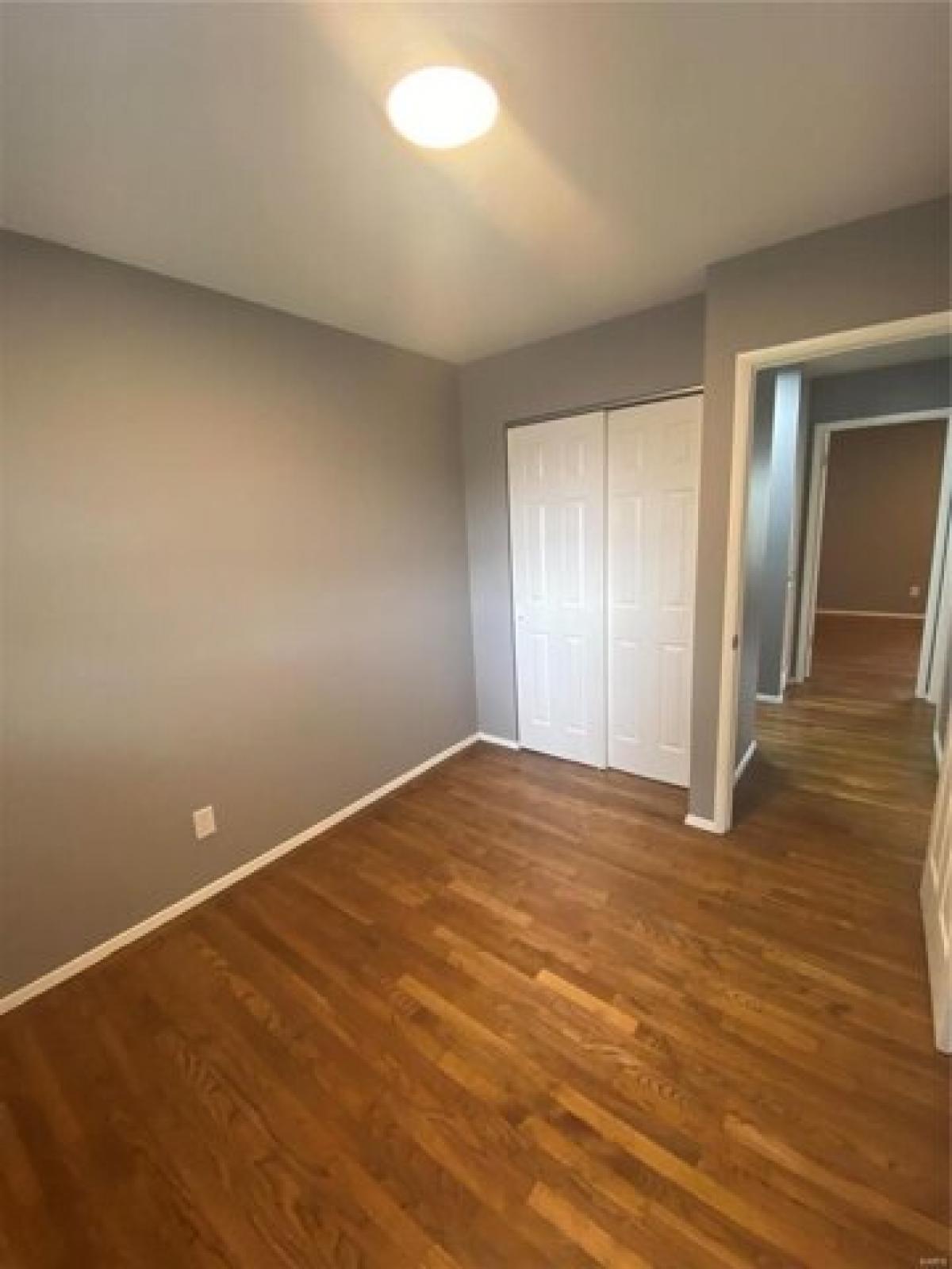 Picture of Home For Sale in Saint Charles, Missouri, United States