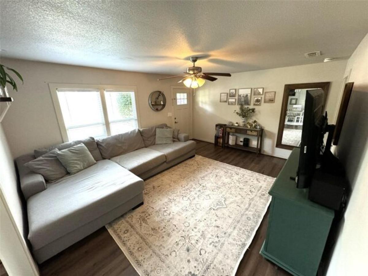 Picture of Home For Sale in Decatur, Texas, United States