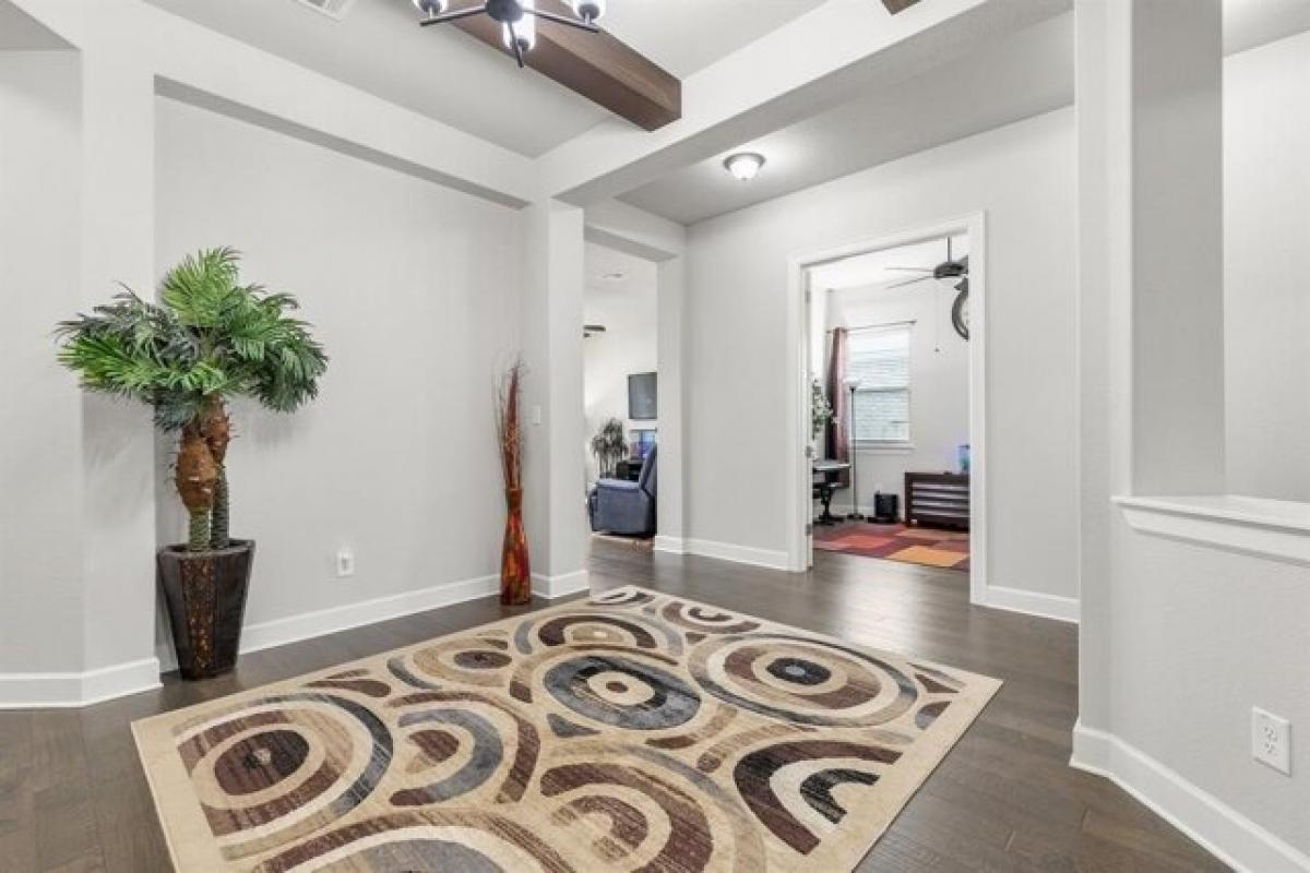 Picture of Home For Sale in Round Rock, Texas, United States