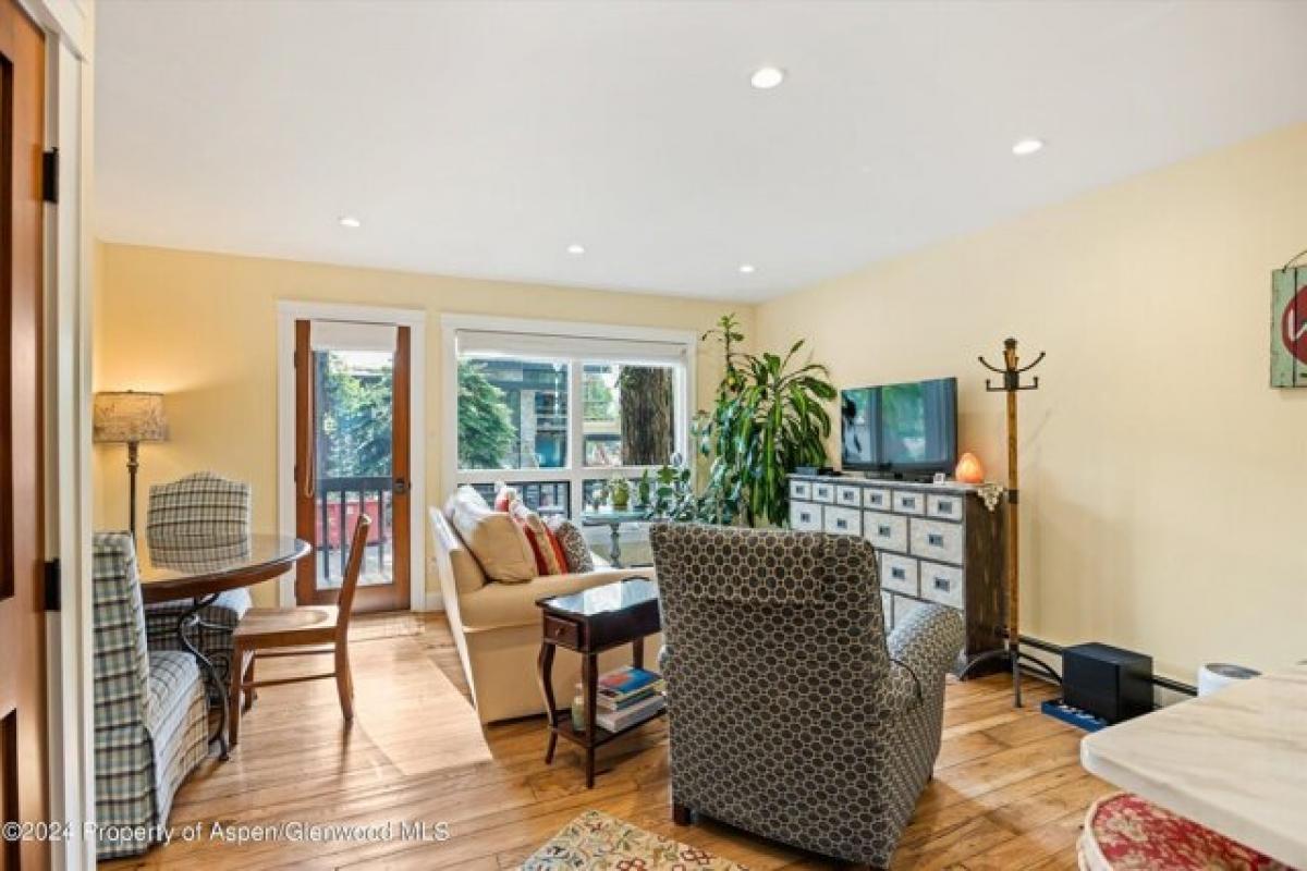 Picture of Home For Sale in Aspen, Colorado, United States