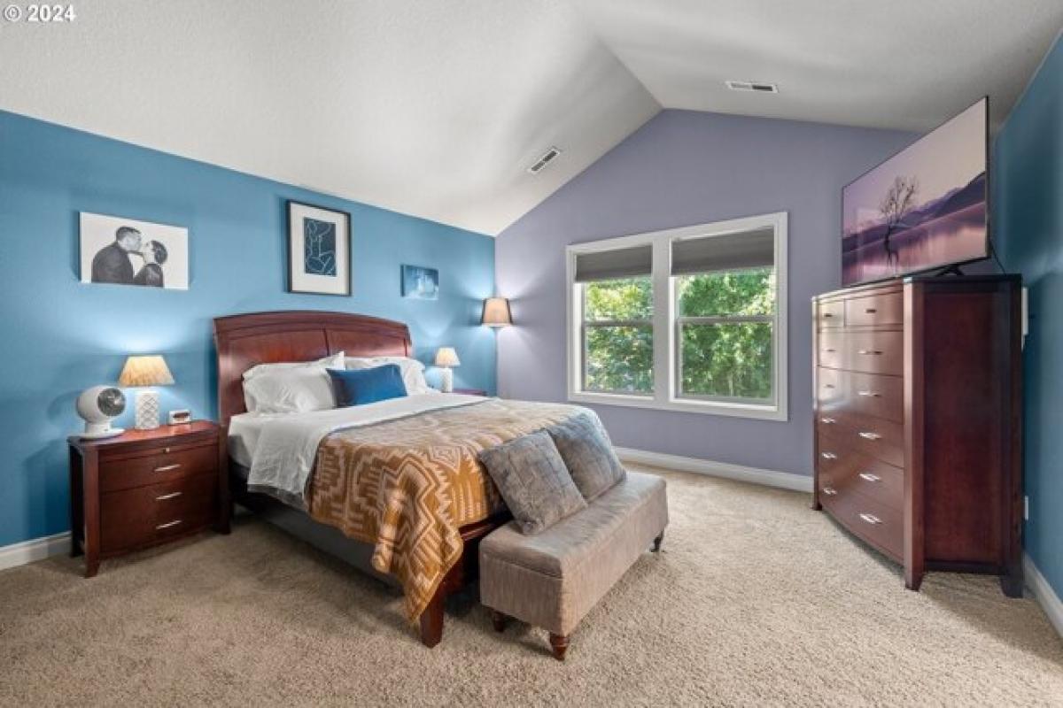 Picture of Home For Sale in Milwaukie, Oregon, United States