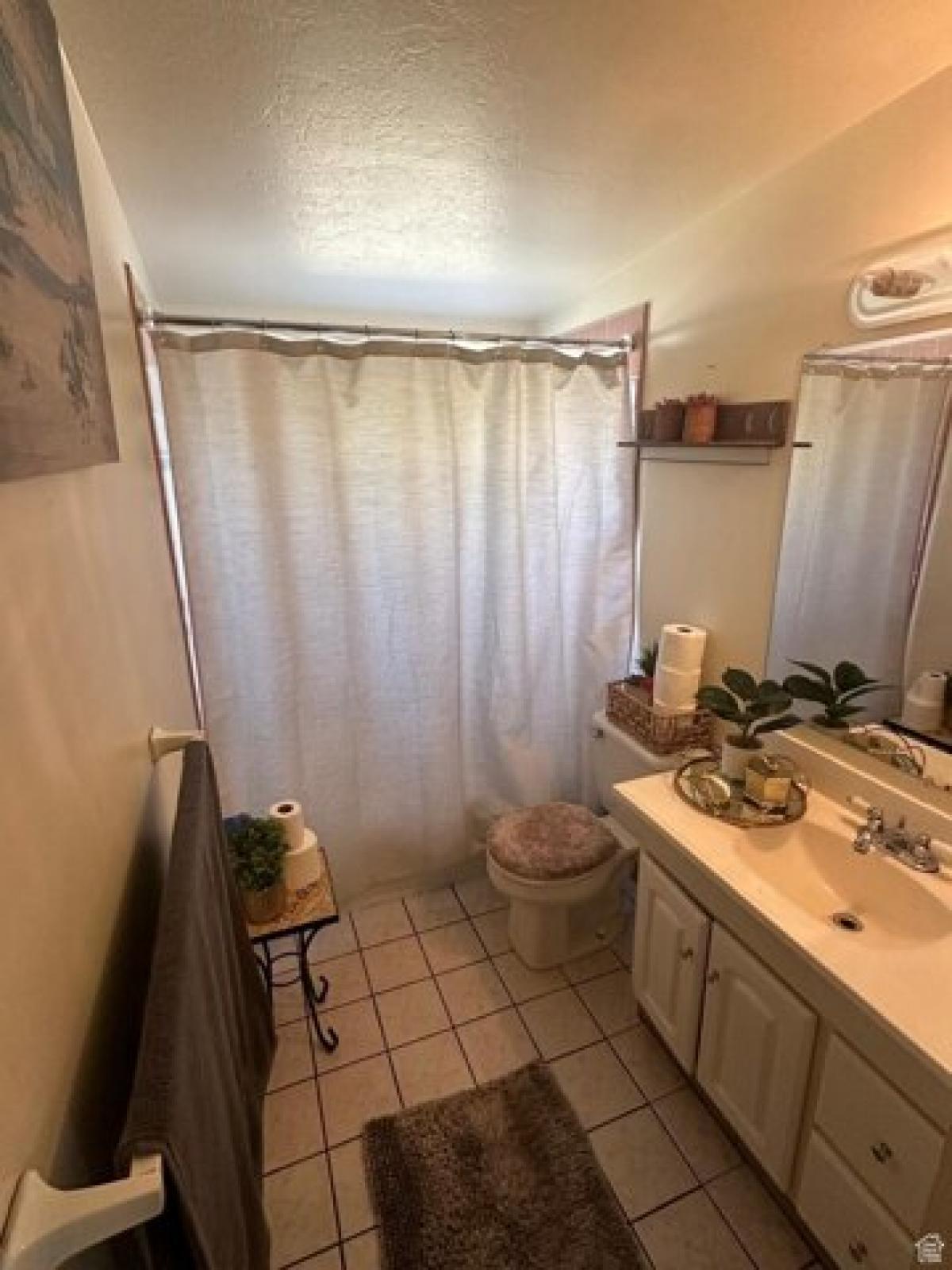 Picture of Home For Sale in Taylorsville, Utah, United States