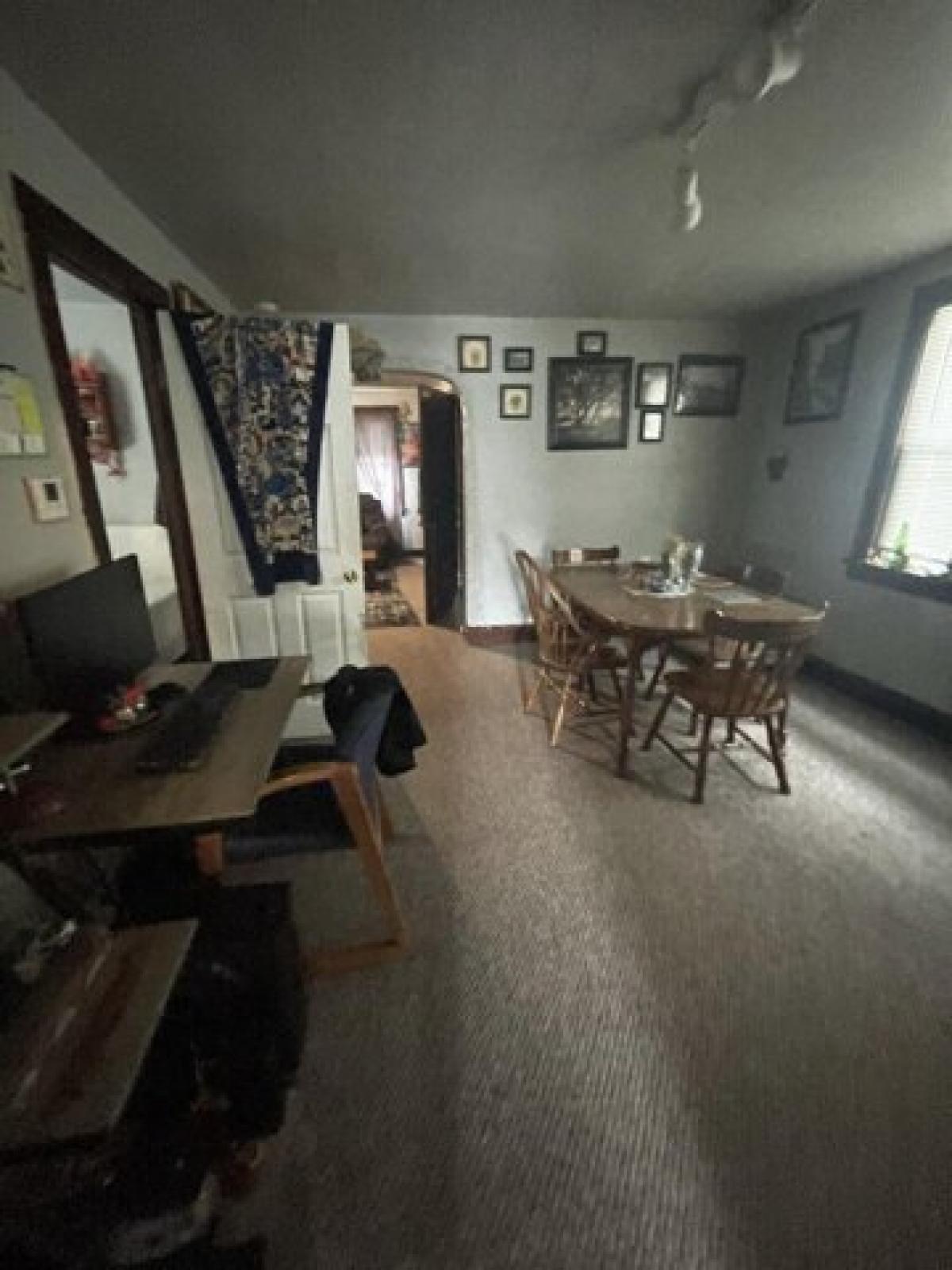 Picture of Home For Sale in Milwaukee, Wisconsin, United States