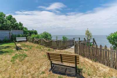Home For Sale in Mattituck, New York