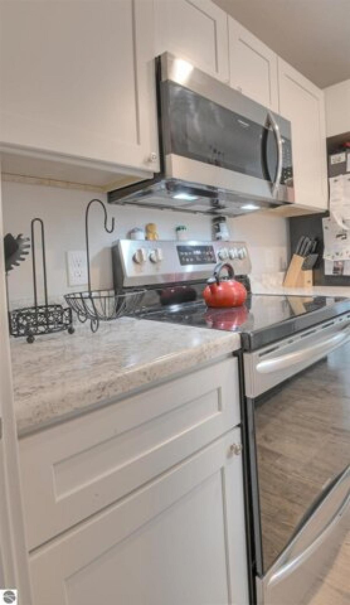 Picture of Home For Sale in Traverse City, Michigan, United States