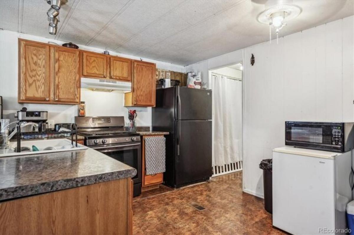 Picture of Home For Sale in Denver, Colorado, United States