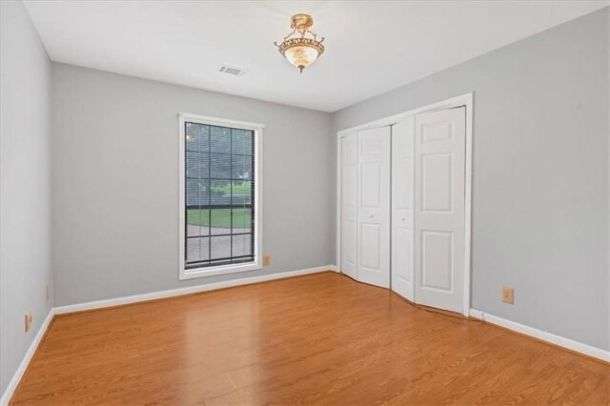 Picture of Home For Sale in Stone Mountain, Georgia, United States