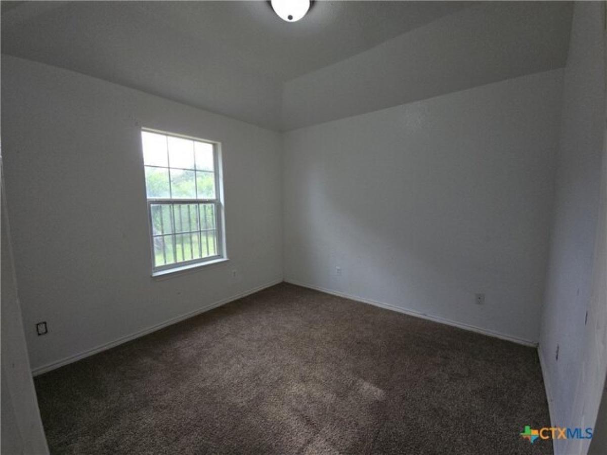 Picture of Home For Sale in Seguin, Texas, United States