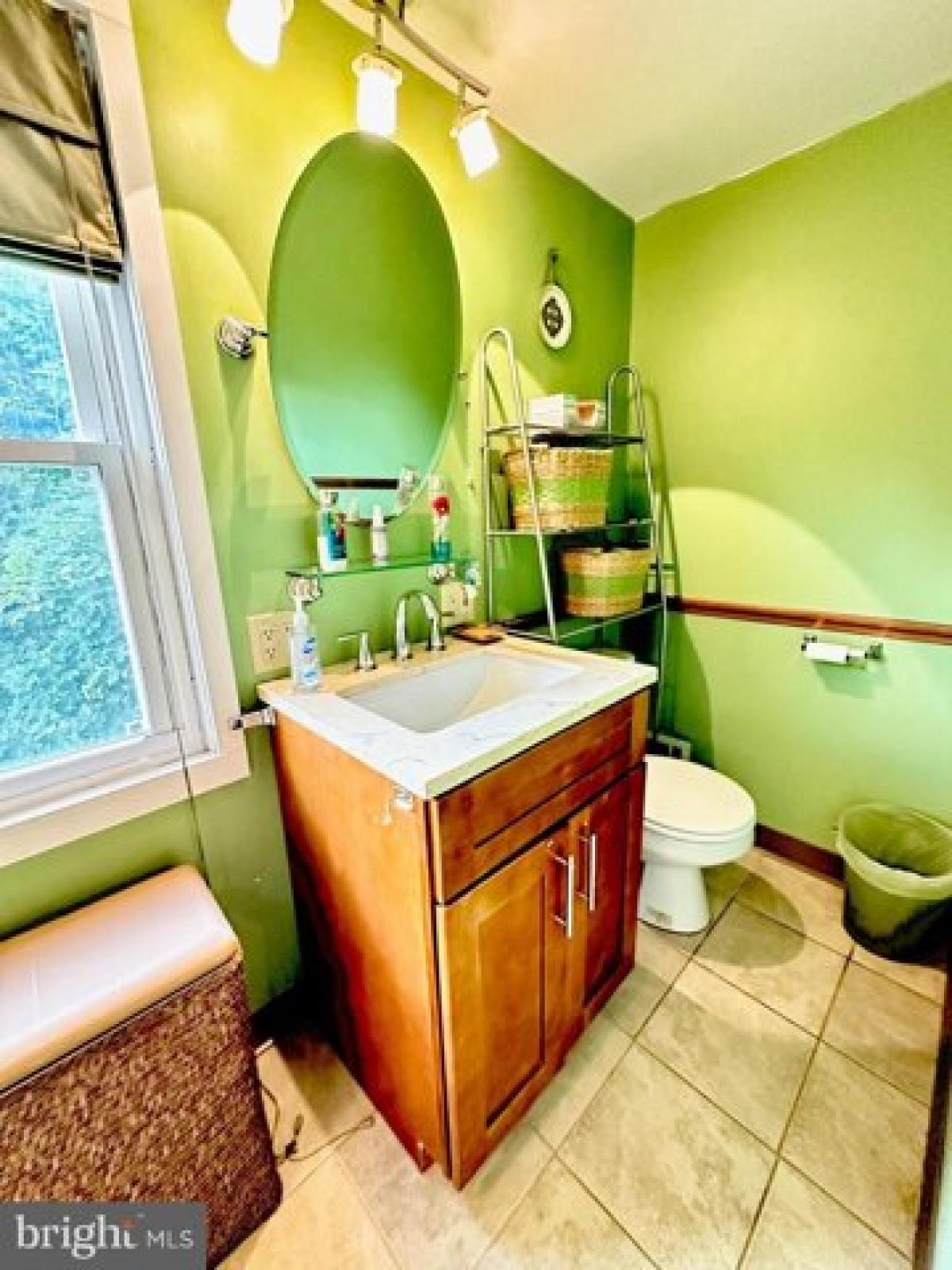 Picture of Home For Sale in Millville, New Jersey, United States