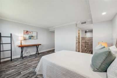 Home For Sale in Clearwater, Florida