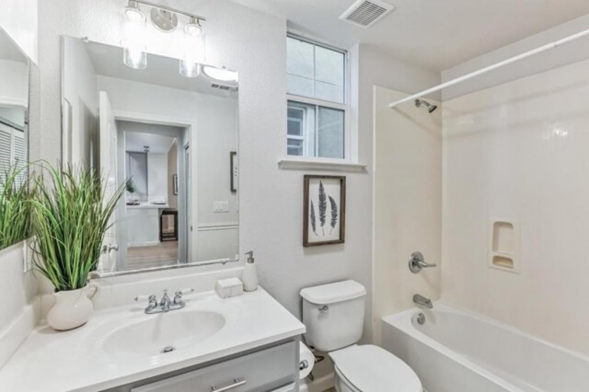 Picture of Home For Sale in San Jose, California, United States