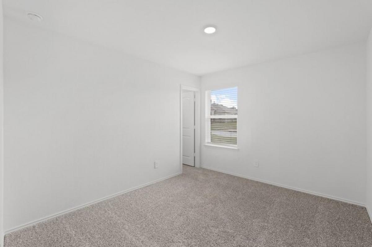 Picture of Home For Sale in New Caney, Texas, United States