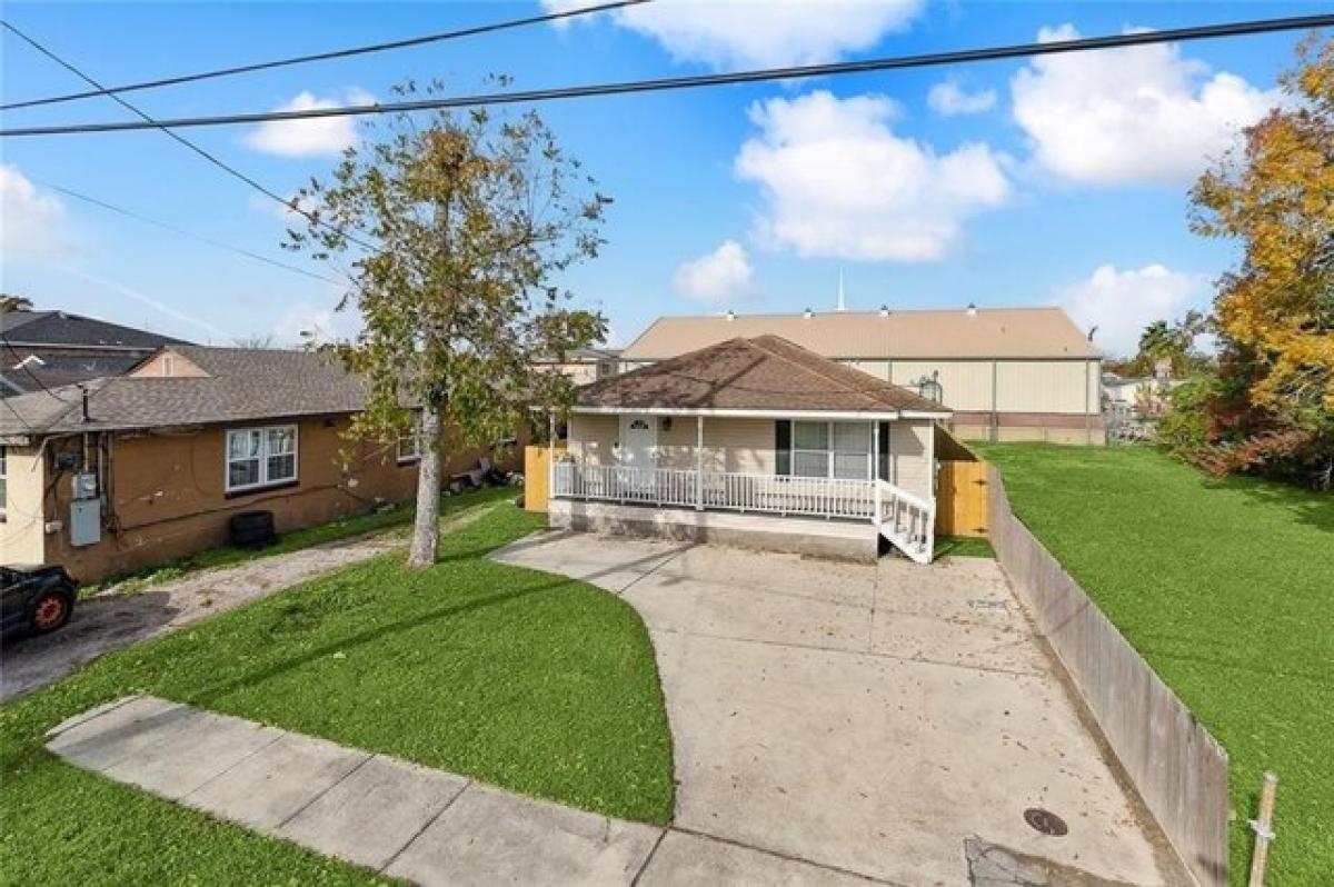 Picture of Home For Sale in Metairie, Louisiana, United States
