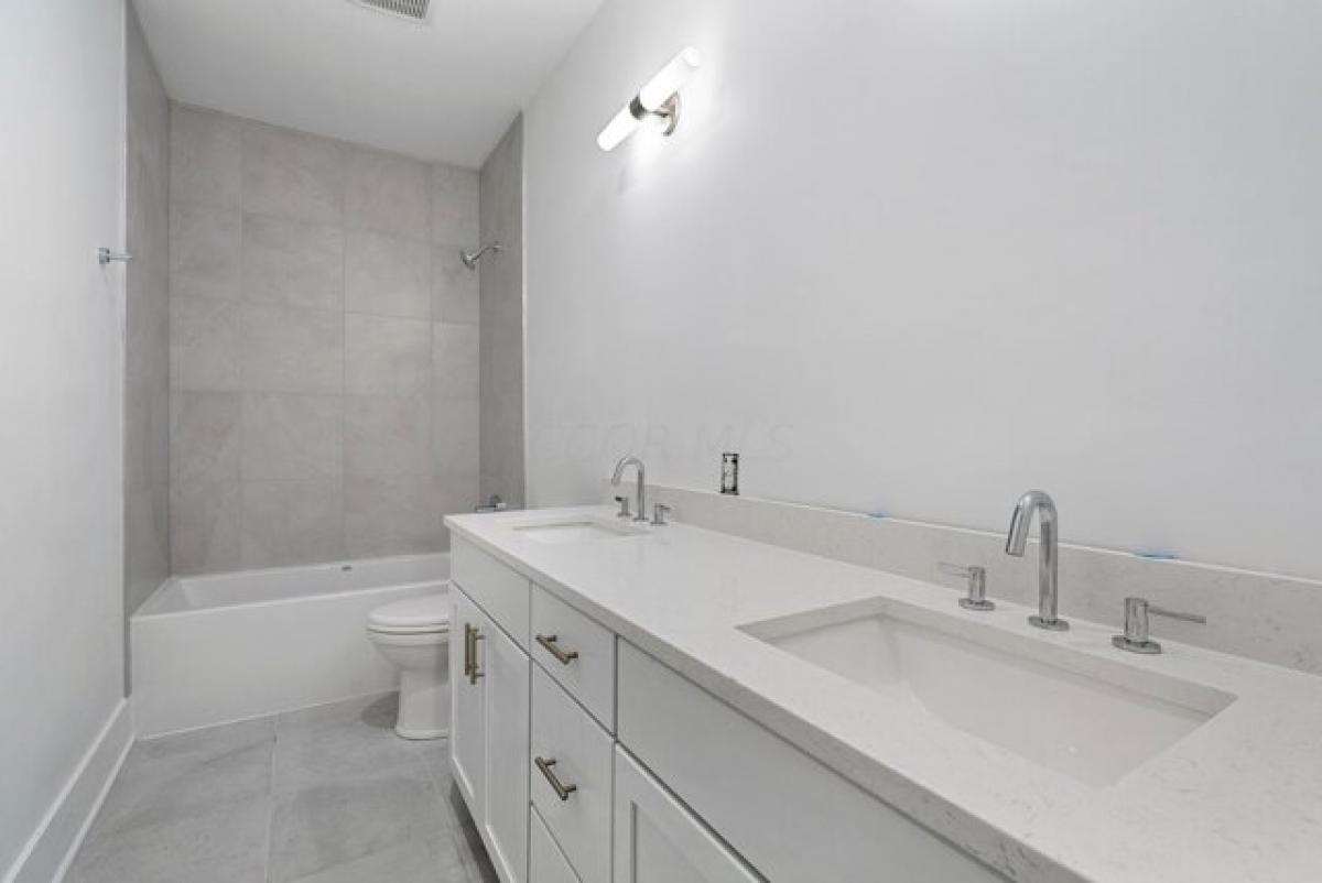 Picture of Home For Sale in Columbus, Ohio, United States