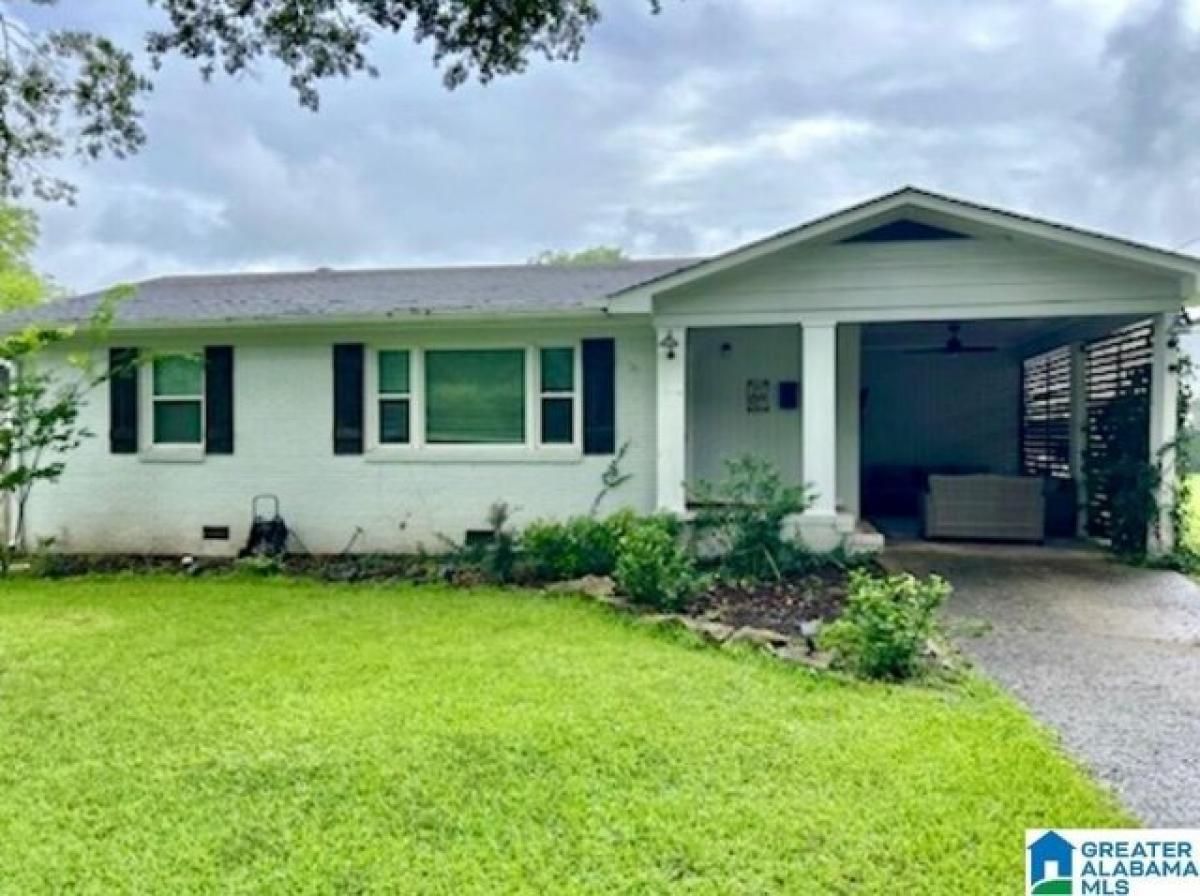 Picture of Home For Sale in Trussville, Alabama, United States