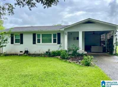 Home For Sale in Trussville, Alabama