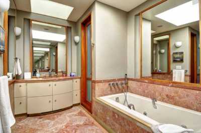 Home For Rent in East Hampton, New York