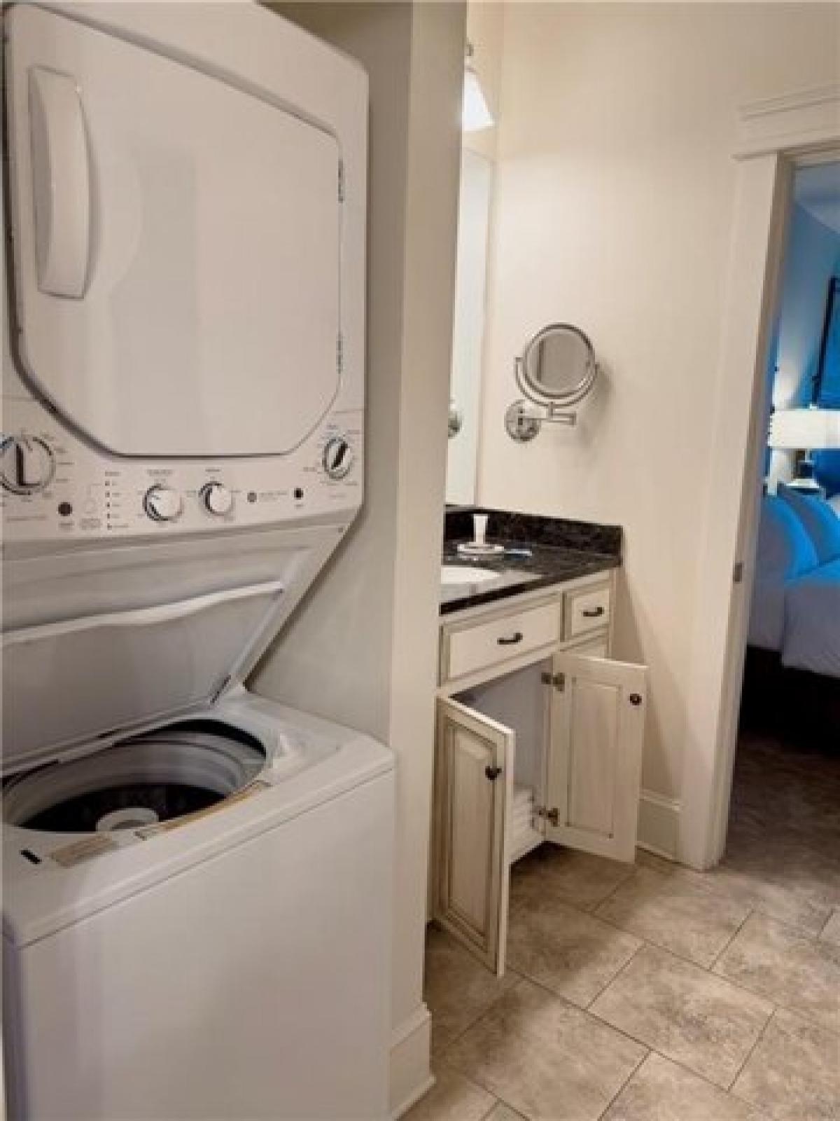 Picture of Home For Sale in Saint Simons Island, Georgia, United States