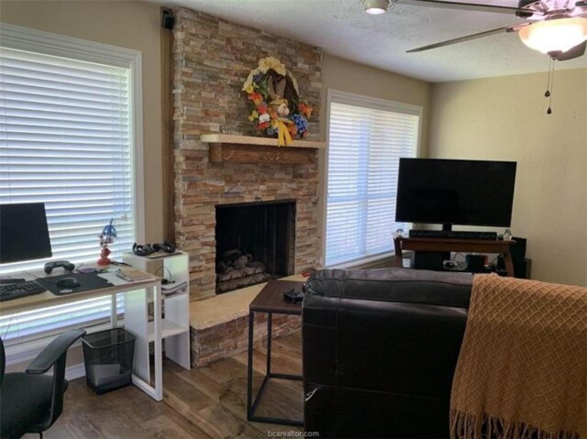 Picture of Home For Rent in Bryan, Texas, United States