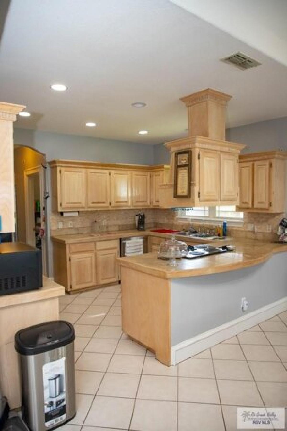 Picture of Home For Sale in La Feria, Texas, United States