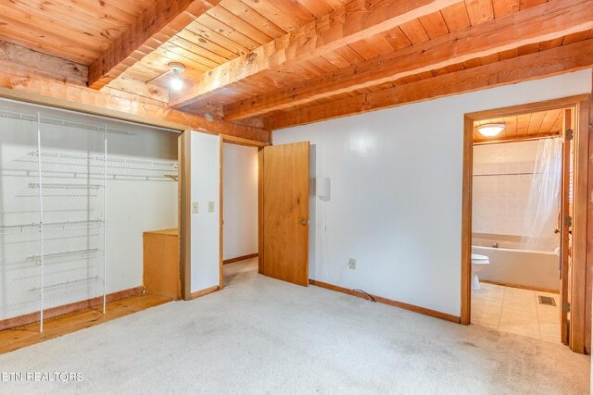 Picture of Home For Sale in Maryville, Tennessee, United States