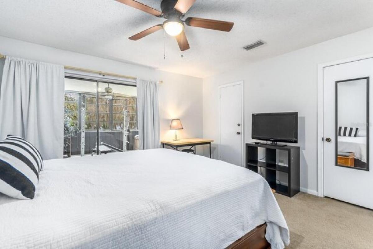 Picture of Home For Sale in Gainesville, Florida, United States